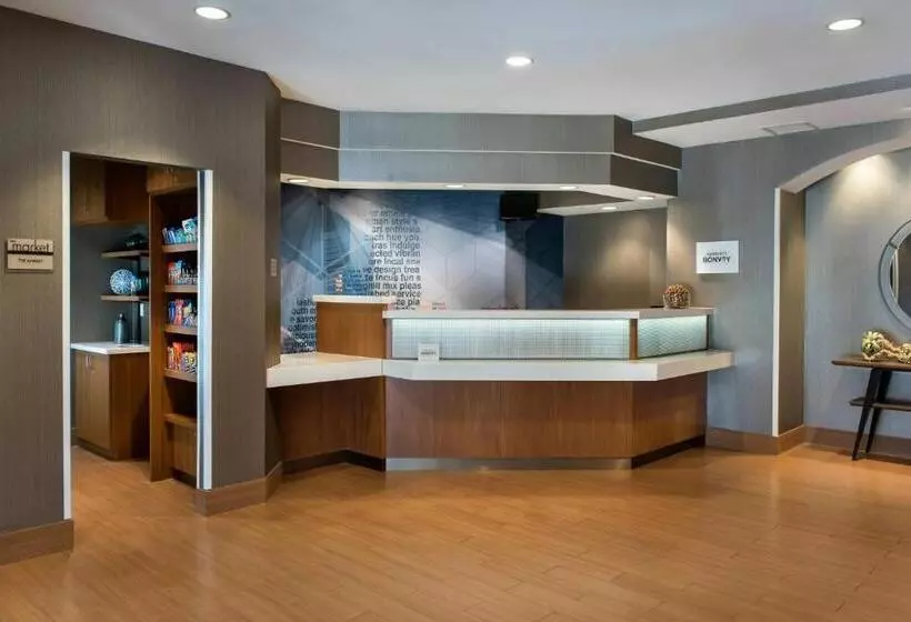 בית מלון כפרי Springhill Suites Danbury