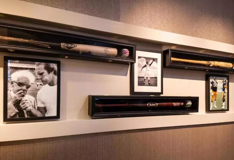 هتل Springhill Suites By Marriott Pittsburgh North Shore