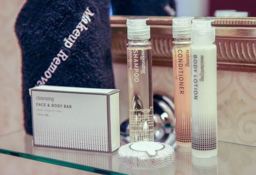 ホテル The Conwell Inn