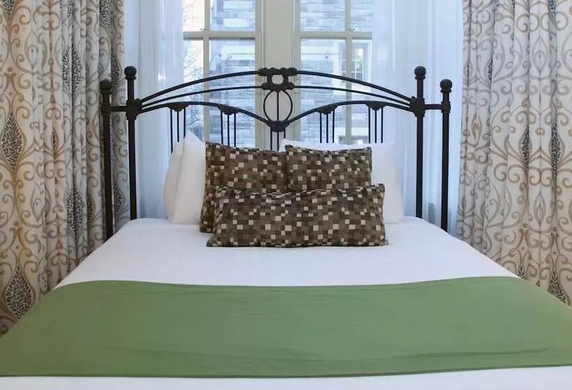 Отель The Conwell Inn