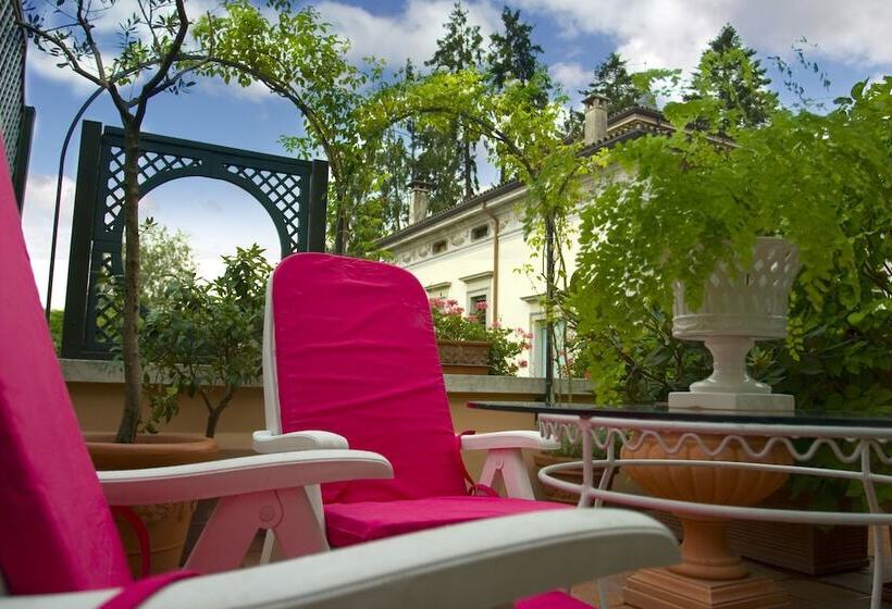 فندق Villa Abbazia Relais & Chateaux