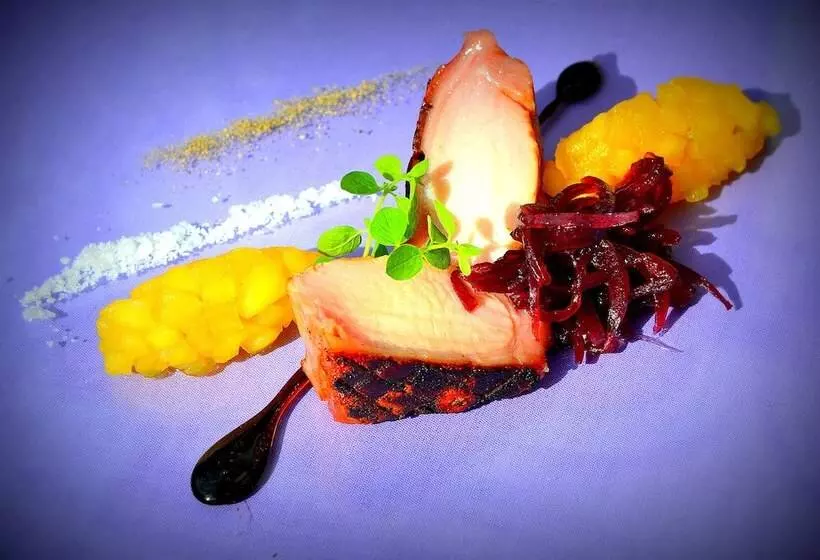 Отель Villa Abbazia Relais & Chateaux