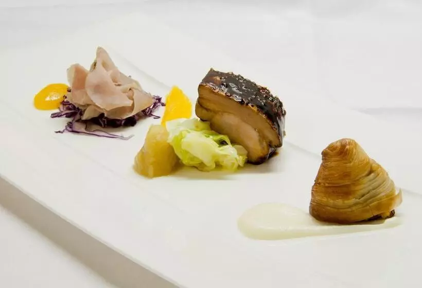 Отель Villa Abbazia Relais & Chateaux