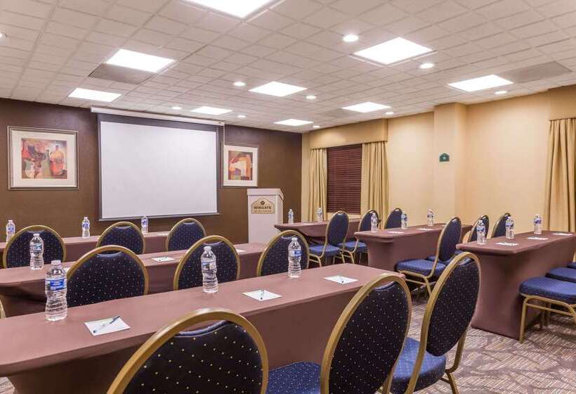 فندق Wingate By Wyndham Greenville Airport