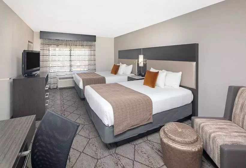 فندق Wingate By Wyndham Greenville Airport