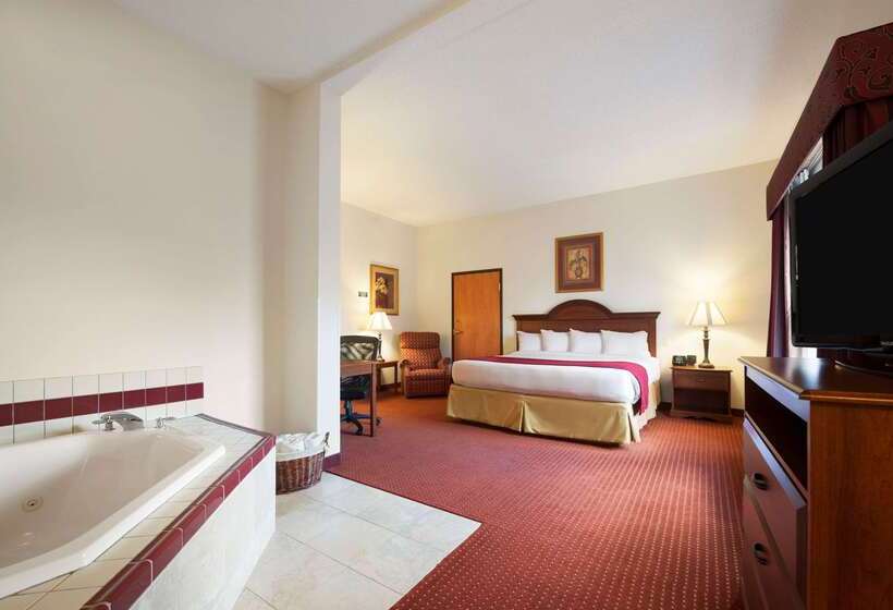 Отель Wingate By Wyndham Parkersburg Vienna