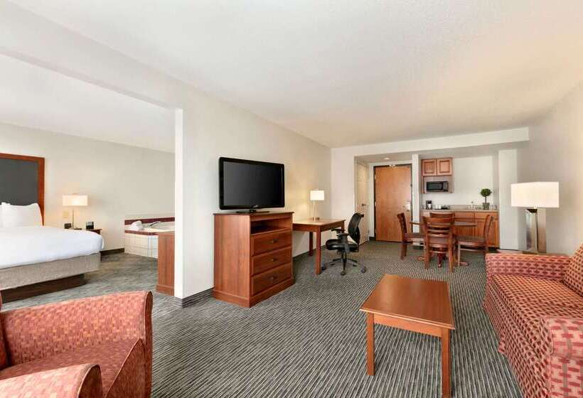 Отель Wingate By Wyndham Parkersburg Vienna