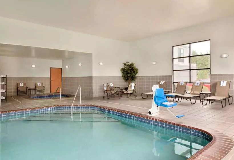 Отель Wingate By Wyndham Parkersburg Vienna