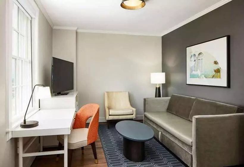 The Terrace Hotel Lakeland, Tapestry Collection By Hilton