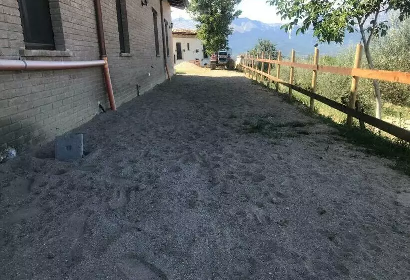 ベッドアンドブレックファースト Agriturismo Flarà