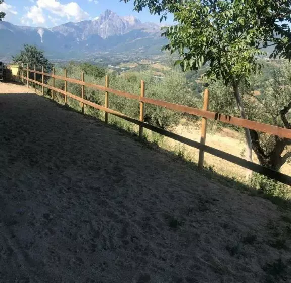 ベッドアンドブレックファースト Agriturismo Flarà