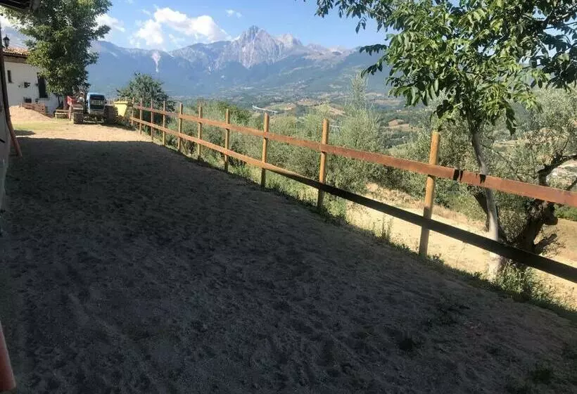 ベッドアンドブレックファースト Agriturismo Flarà
