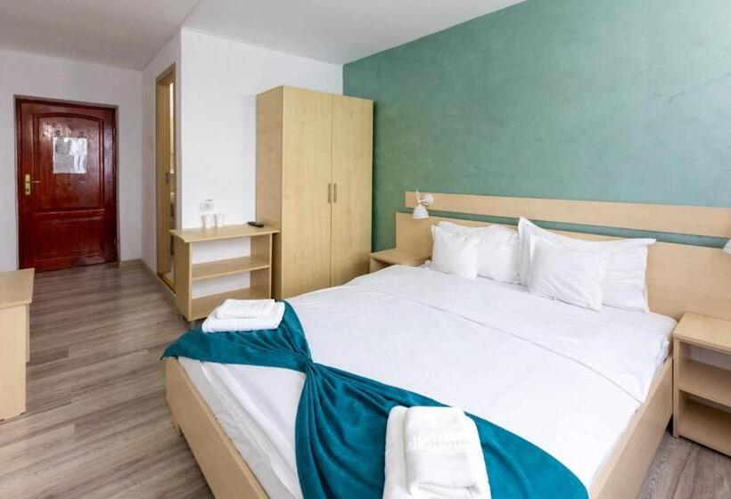 هتل Cabana Edelweiss