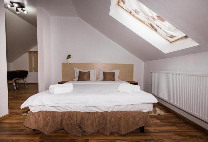 هتل Cabana Edelweiss