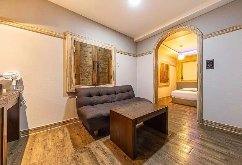 Hotelli Eumseong Haru