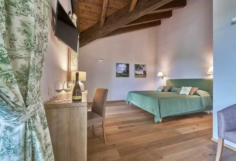 Hotelli Foresteria Del Gavi