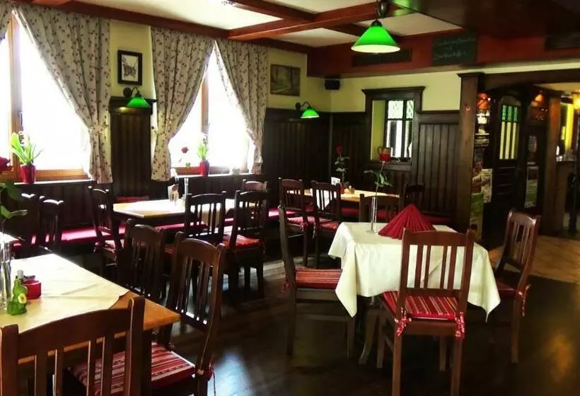 Hotelli Landgasthof Sonnberger