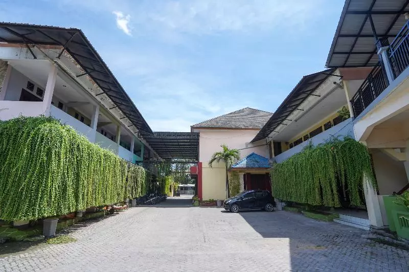 Hotelli Oyo 2715  Madinah Syariah