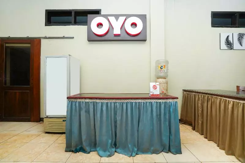 Hotelli Oyo 2715  Madinah Syariah