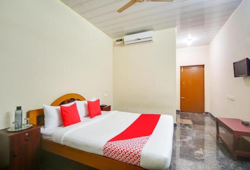 Hotel Oyo 65953  Shashva Park