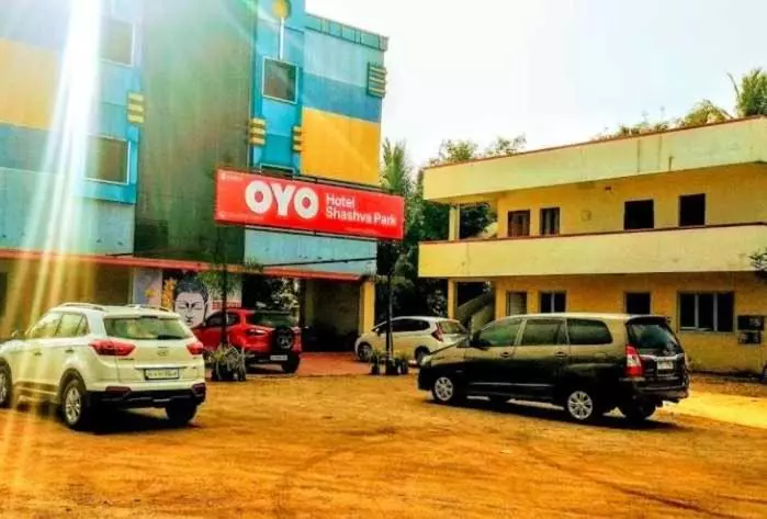 ホテル Oyo 65953  Shashva Park
