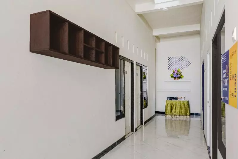 Hotelli Spot On 2723 Gatsu Kost