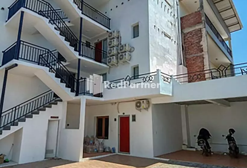 ホテル Trikatu Kendal Near Taman Kota Weleri Mitra Reddoorz