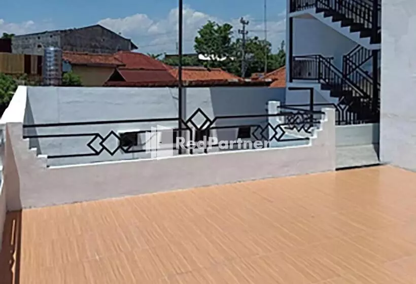 ホテル Trikatu Kendal Near Taman Kota Weleri Mitra Reddoorz