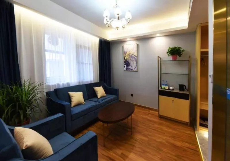 Hotelli Vx Wuxi East Railway Station Jin An Road