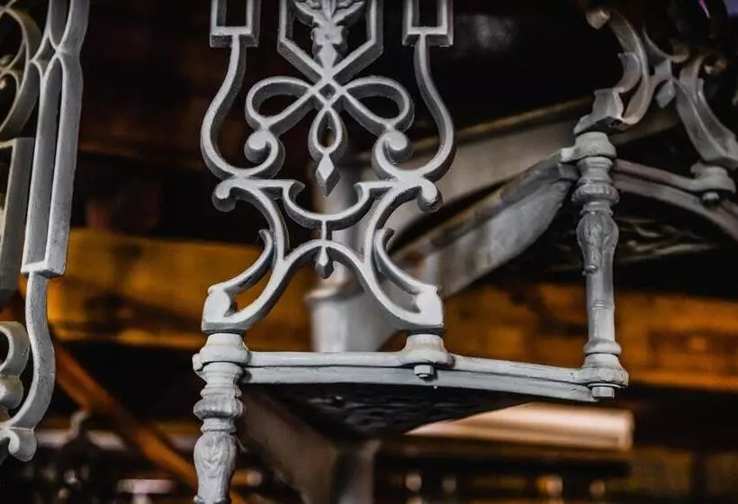 Majatalo Capers Cottage And Barn Accommodation