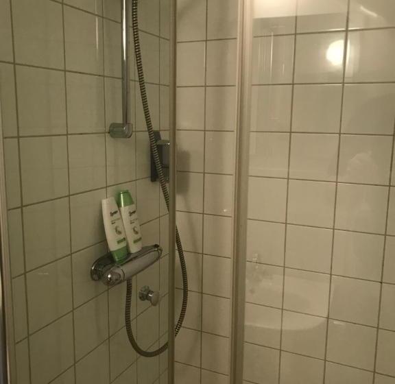 הוסטל Klovabo Bed & Breakfast