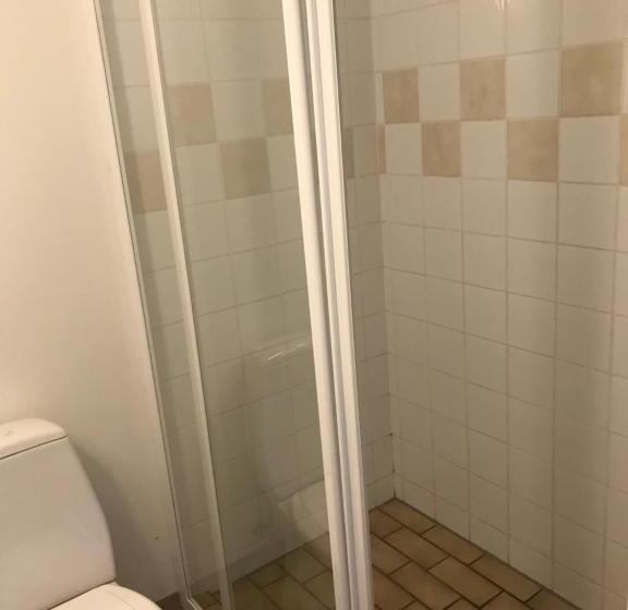 הוסטל Klovabo Bed & Breakfast