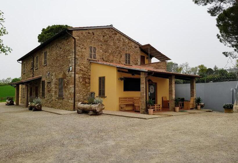 酒店 Agriturismo Il Pappamerlo