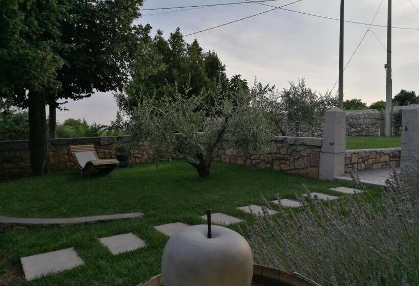 호텔 Agriturismo Ostrouska