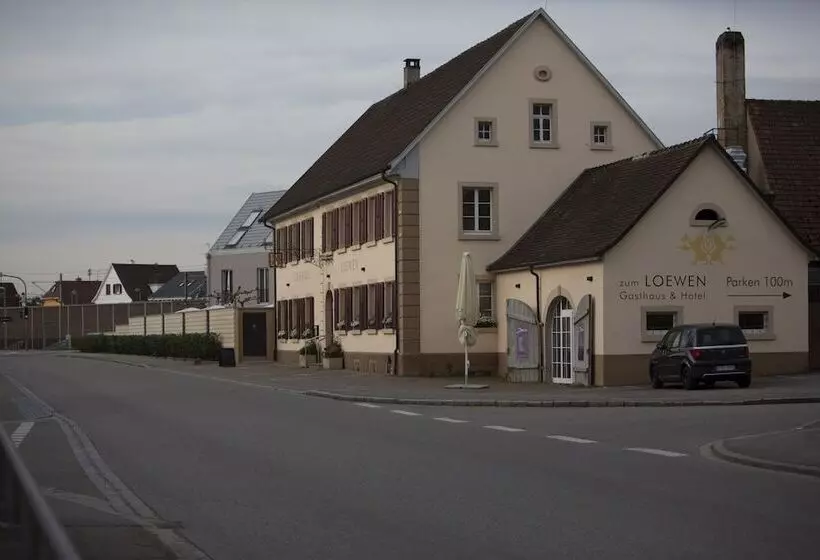 Hotelli Zum Loewen