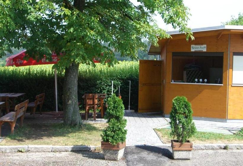 酒店 Gasthof Mader Gubo & Co Kg