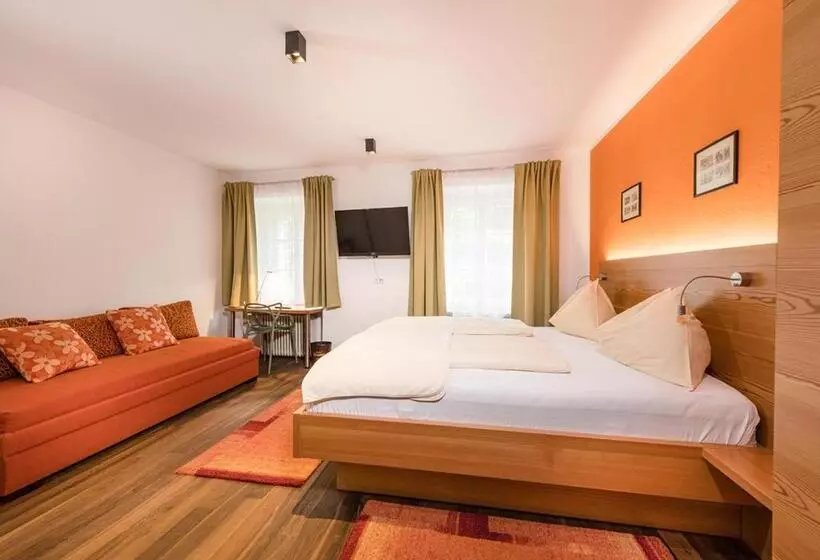 Hotelli Gasthof Prunner