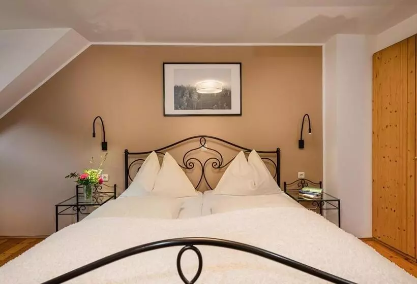 Hotelli Gasthof Prunner