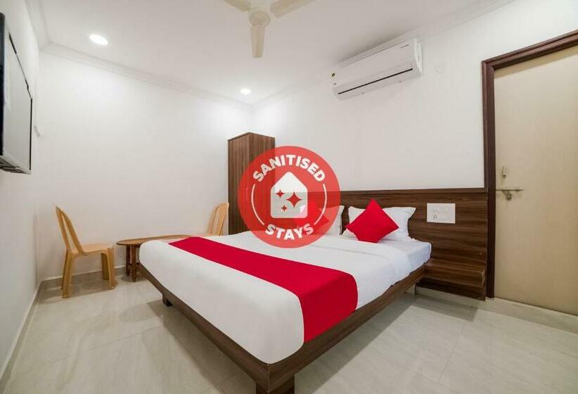 فندق Oyo 40122  Aria Inn