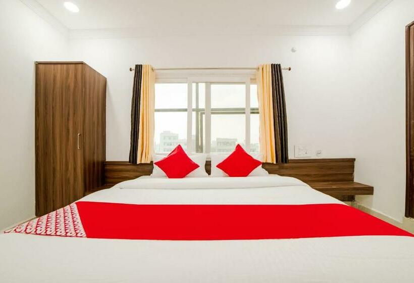 فندق Oyo 40122  Aria Inn