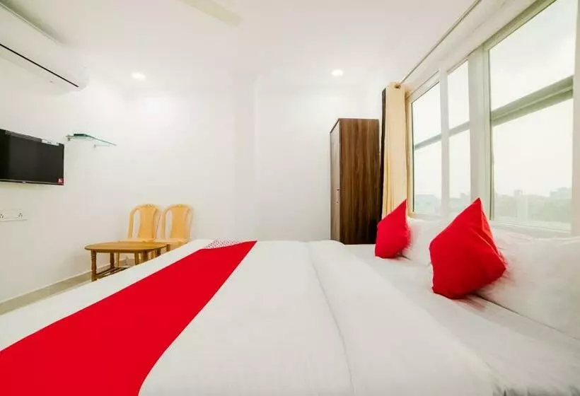 ホテル Oyo 40122  Aria Inn