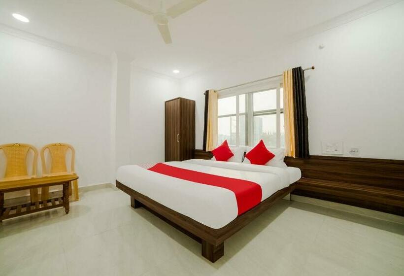 فندق Oyo 40122  Aria Inn