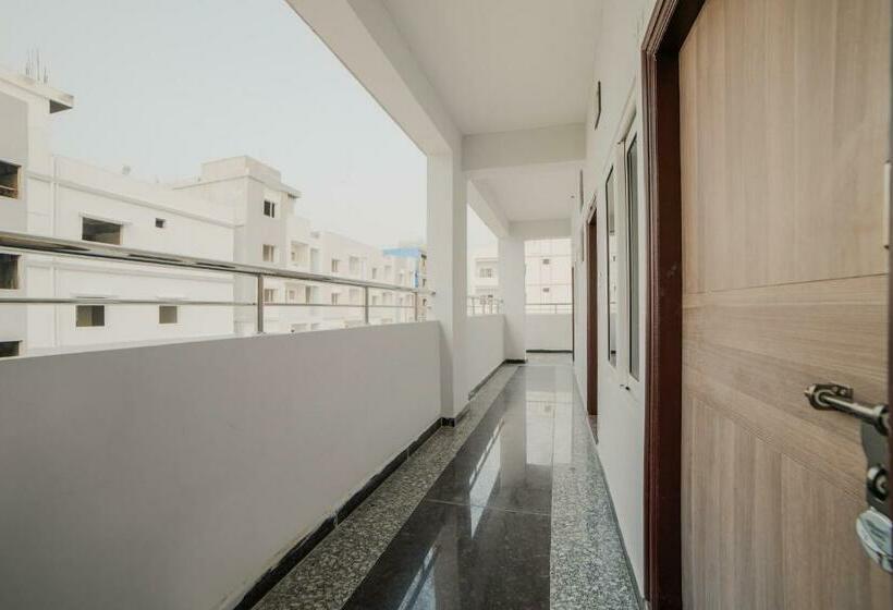 فندق Oyo 40122  Aria Inn