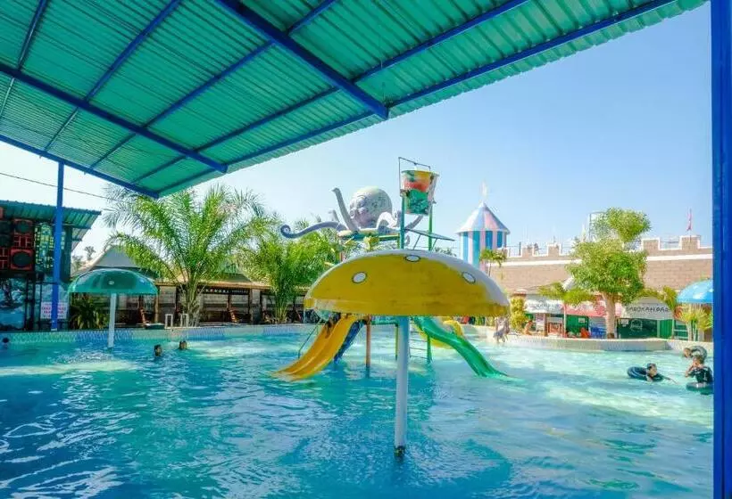 Hotelli Spot On 1958 Asembagus Family