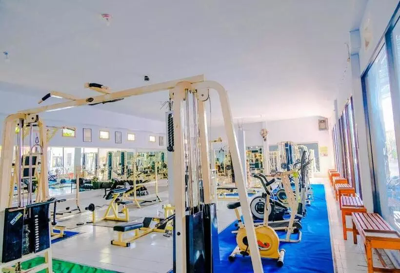 Hotelli Spot On 1958 Asembagus Family