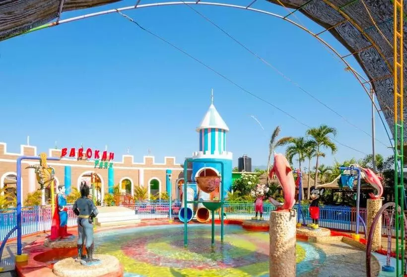 Hotelli Spot On 1958 Asembagus Family