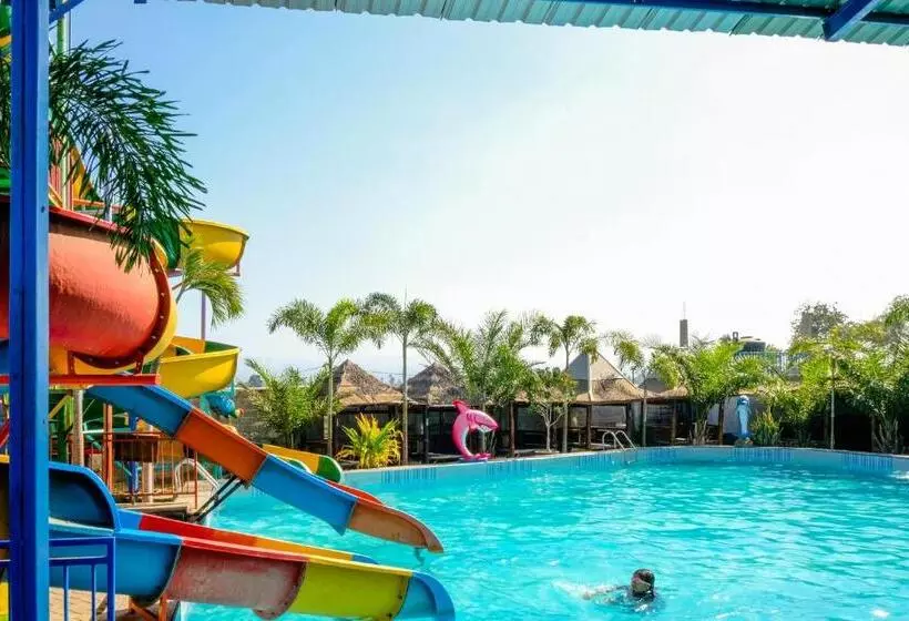 Hotelli Spot On 1958 Asembagus Family