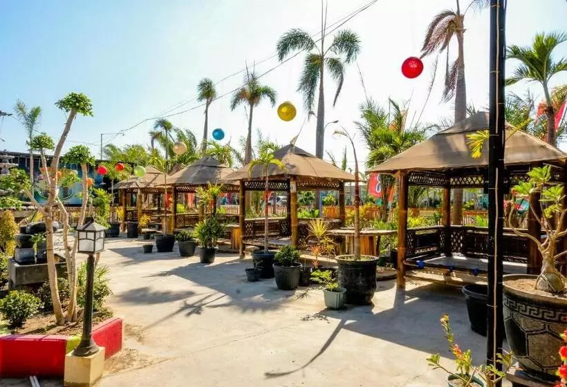 Hotelli Spot On 1958 Asembagus Family