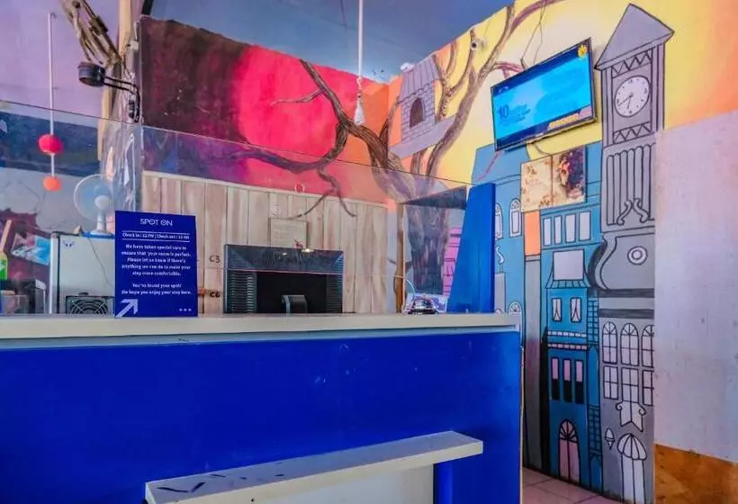 Hotelli Spot On 1958 Asembagus Family