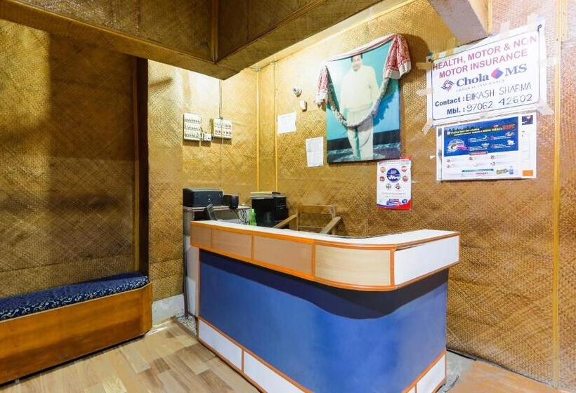 ホテル Spot On 43459 Oasis Lodge